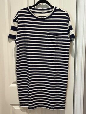 GAP Striped Navy & White Pocket Crewneck Tee Dress